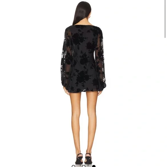 Stone Cold Fox x REVOLVE Stella Mini Dress in Black Multi Small NWOT - Picture 2 of 2